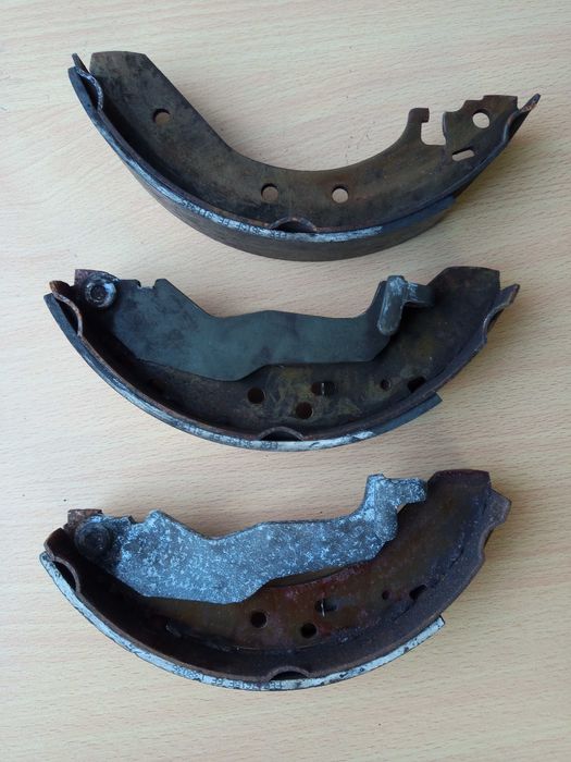 Conj. discos de travões da fr. e de trás oferta de pastilhas