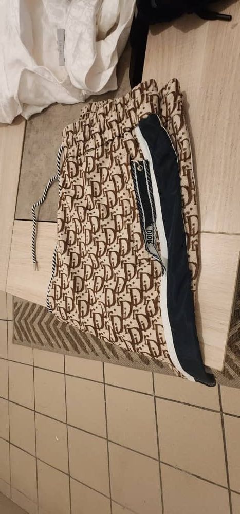 Moda masculina: Tshirts, Bermudas