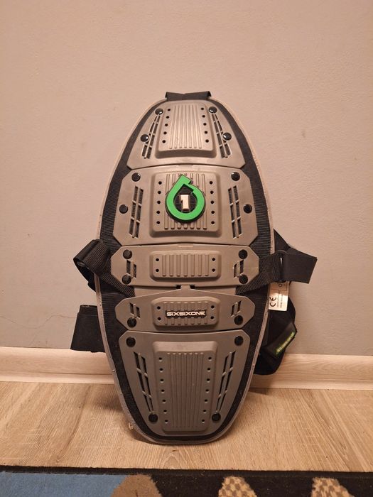 Ochraniacz na plecy Six 661 Pro back guard