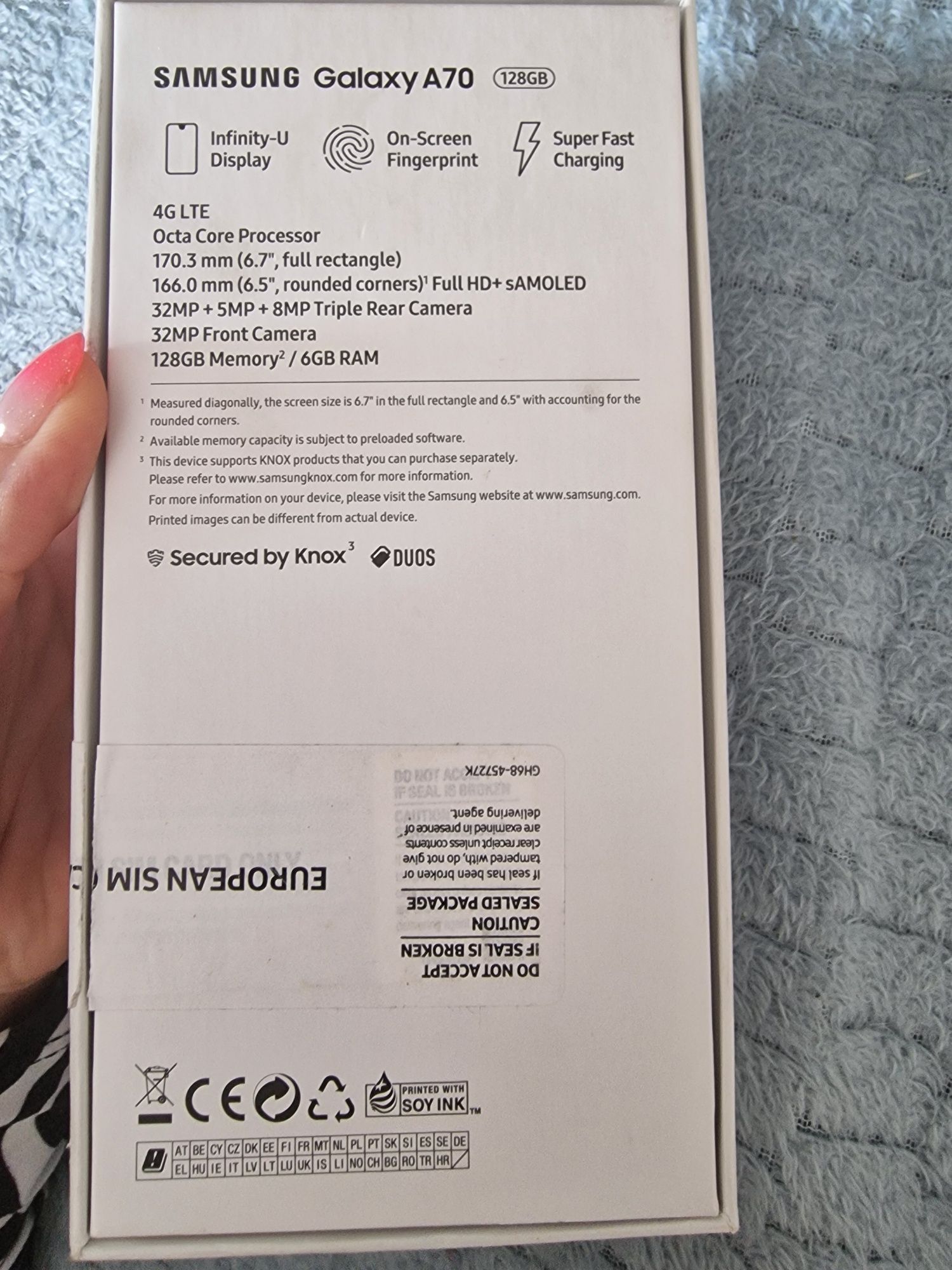 Samsung galaxy  A70 kolor coral