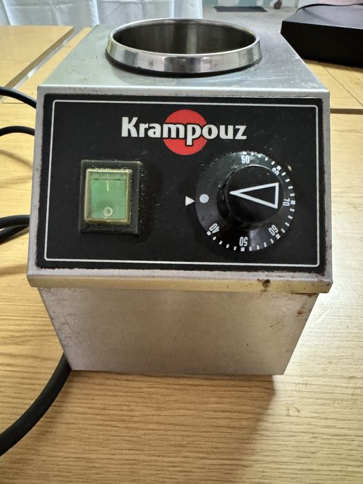 Aquecedor de molhos simples KRAMPOUZ BECIC1, como novo.