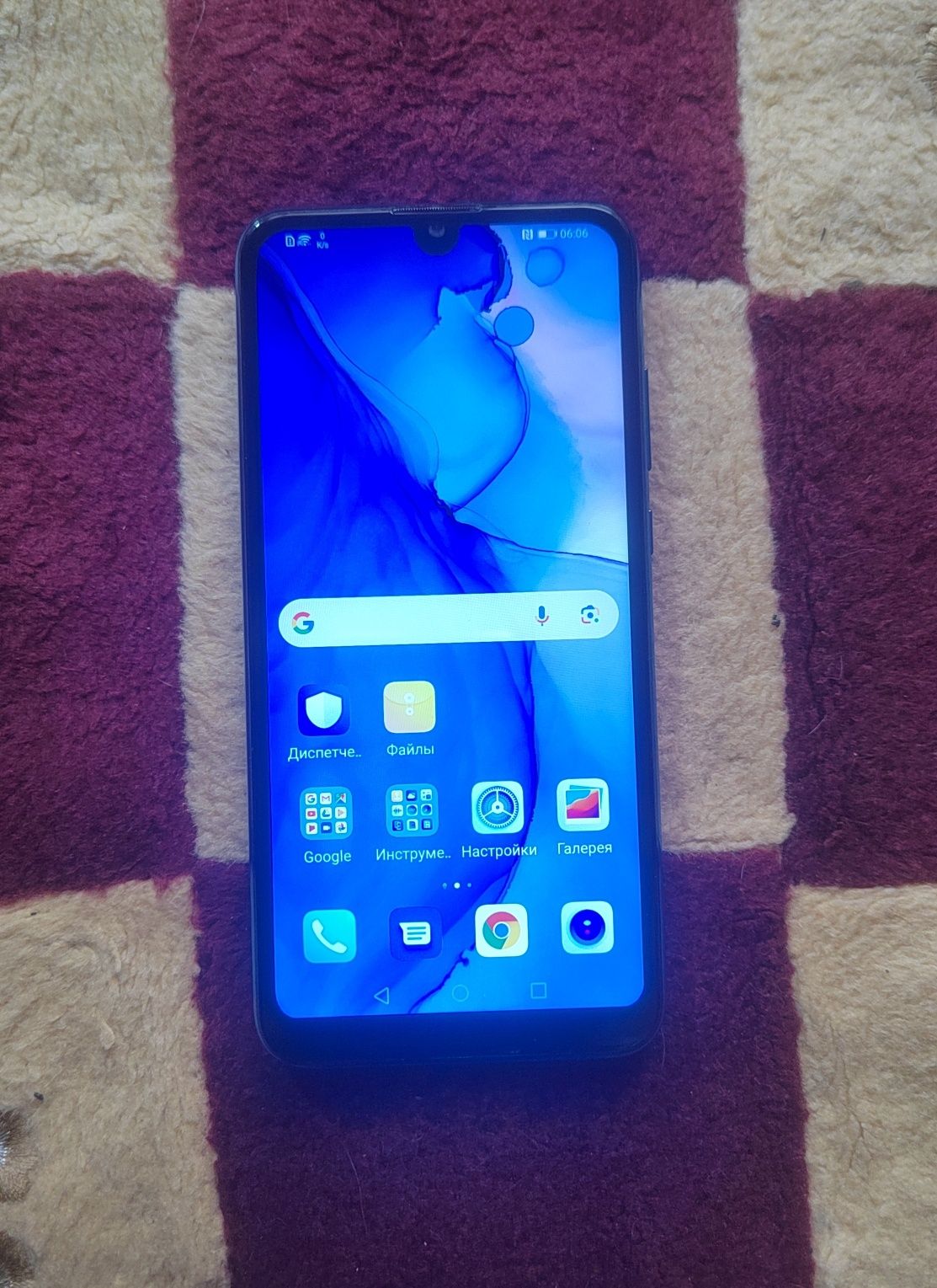 Honor 20 lite 4/128 ( Global). NFC