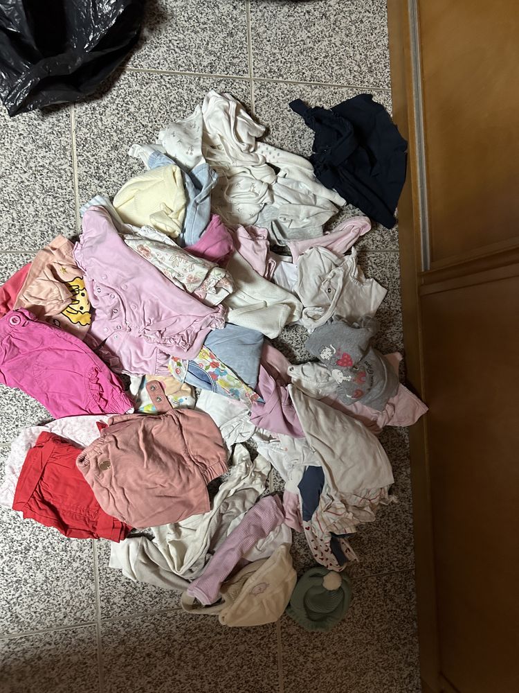 Roupa bebé 6 meses a um ano