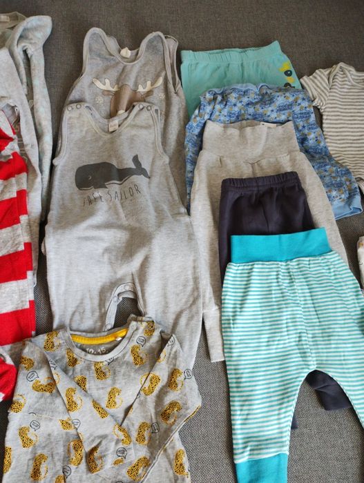 Paka ubranek niemowlęcych 68 chłopięcych
