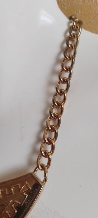 Колье Avon массивное