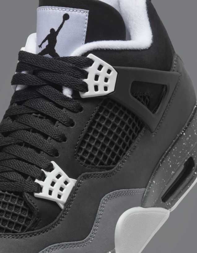 Jordan4RetroFear r.40