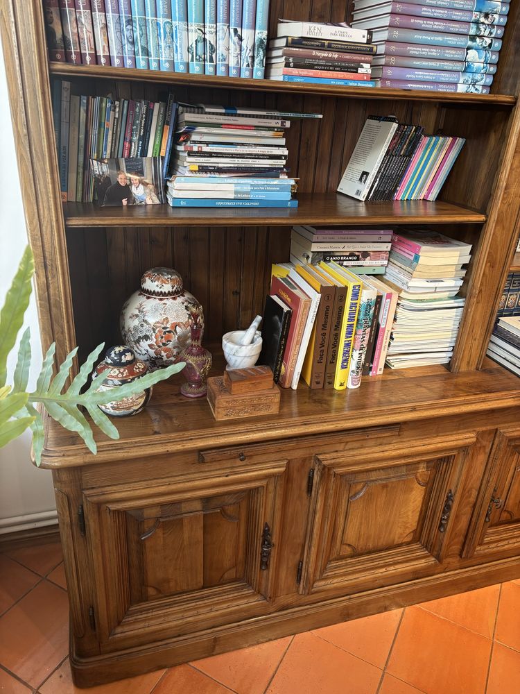 Movél Biblioteca em Madeira Maciça de Castanho - 2.2m