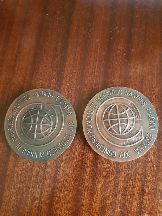 Lote de 4 Medalhas para colecionadores.