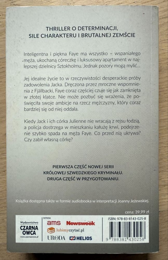 Książka "Złota Klatka" - Camilli Läckberg