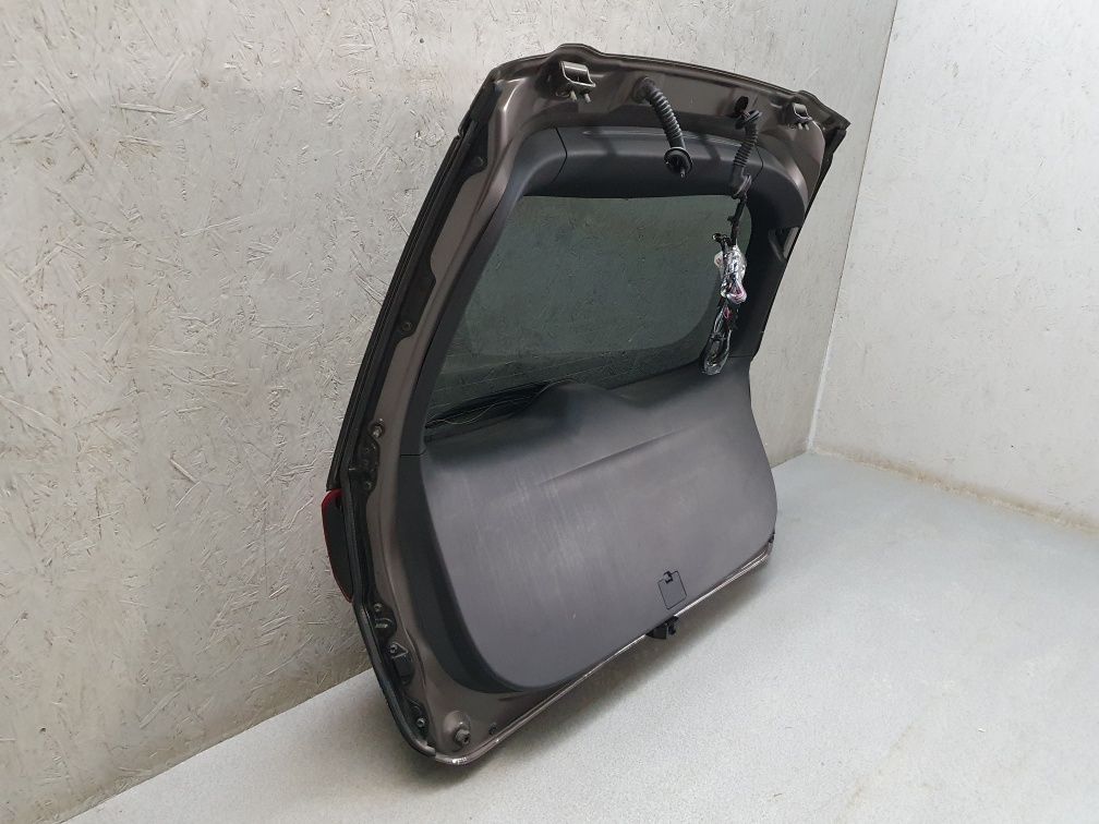 Ляда кришка багажника С06 Mitsubishi Outlander 3 2015-2021