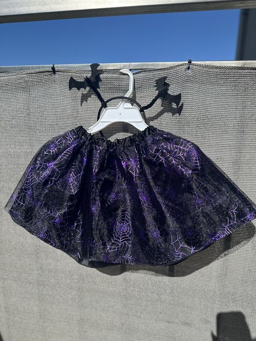 Czarujący zestaw na bal / Halloween – skrzydła i spódniczka