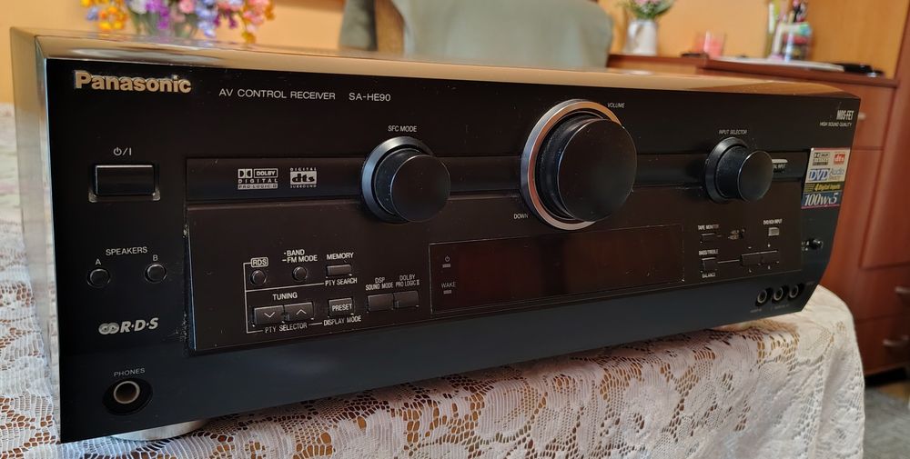 Amplituner Panasonic SA-HE90 5.1