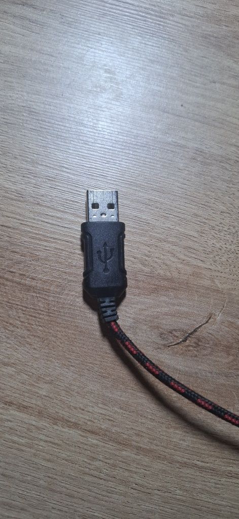 Myszka Genesis xenon 210