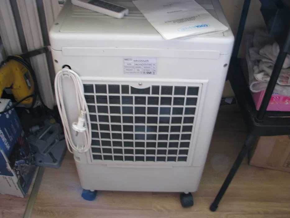 Przenośny klimatyzator z funkcją wentylacji
