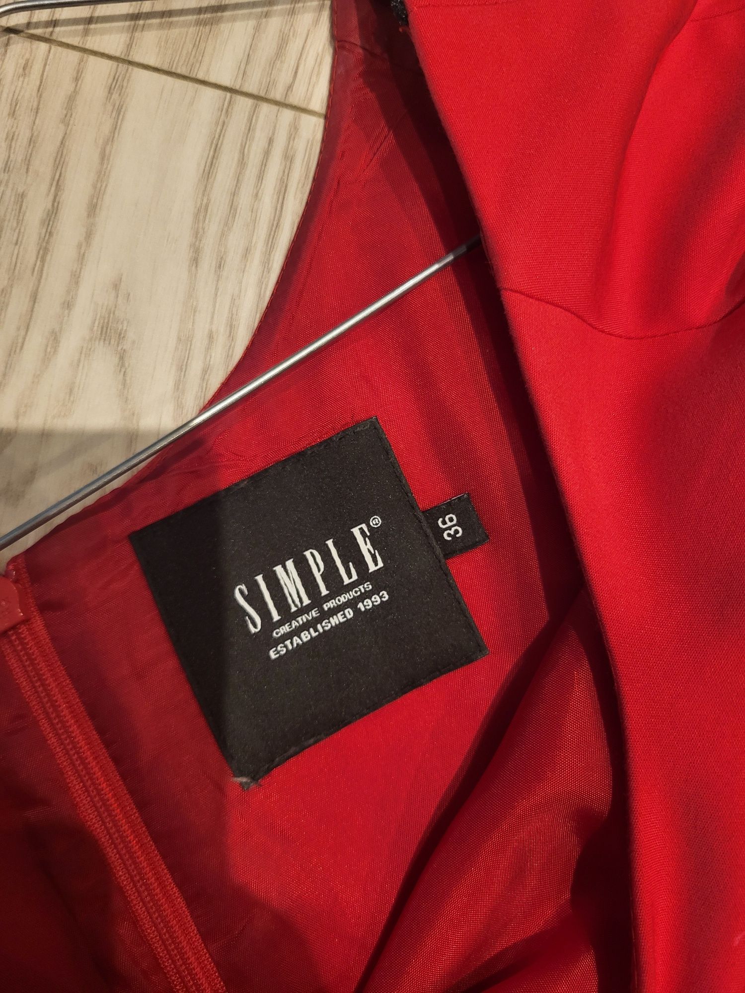 Sukienka Simple roz. 36
