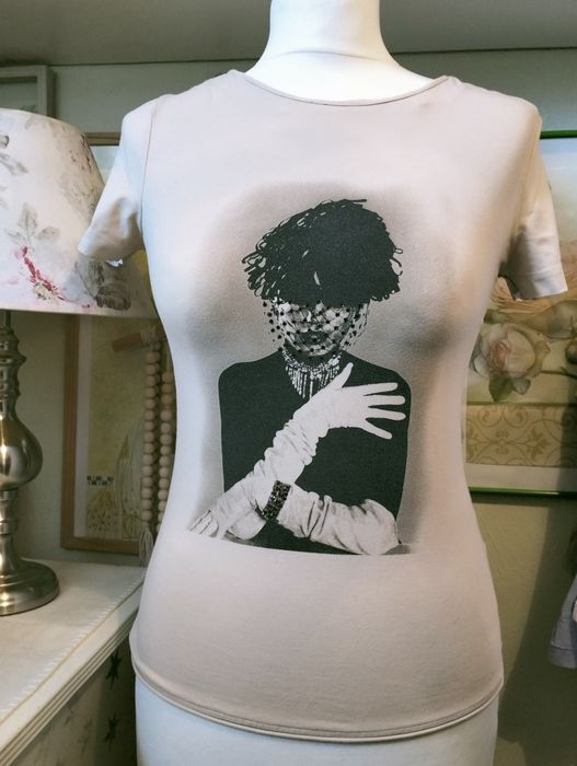 Beżowa bluzka z bawełny, z nadrukiem; SCHUMACHER; rozmiar M