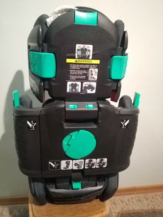 Дитяче крісло трансформер складне в авто та  таксі