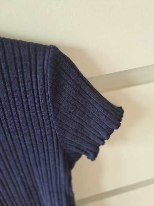 Top zara azul escuro 8 anos