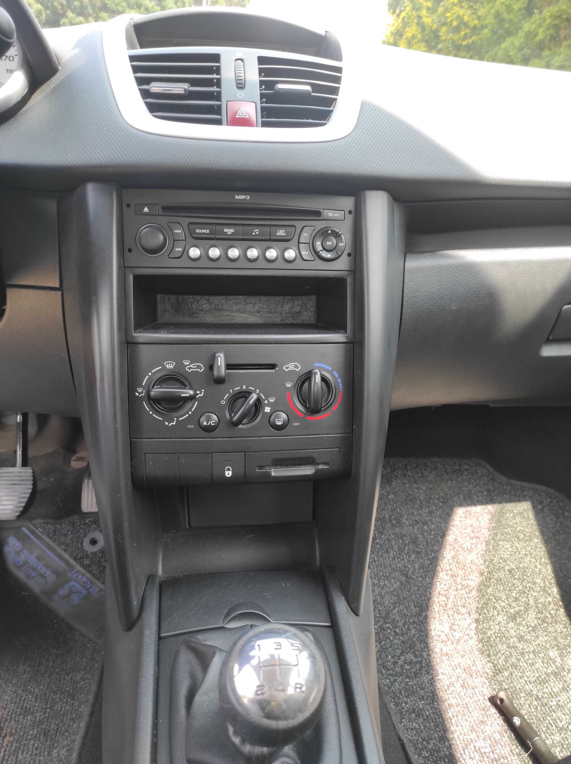 Peugeot 207 I Właściciel od nowości, 82000tkm, klima.
