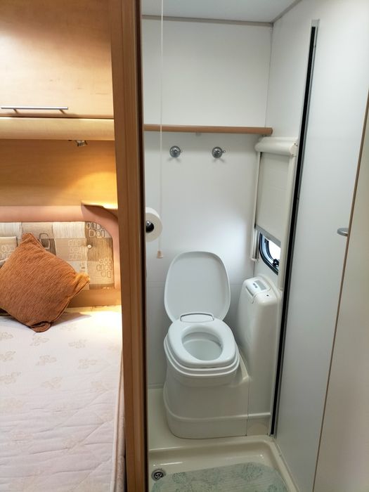 /Caravana,Cama fixa,suite/Impecável,levo ao local