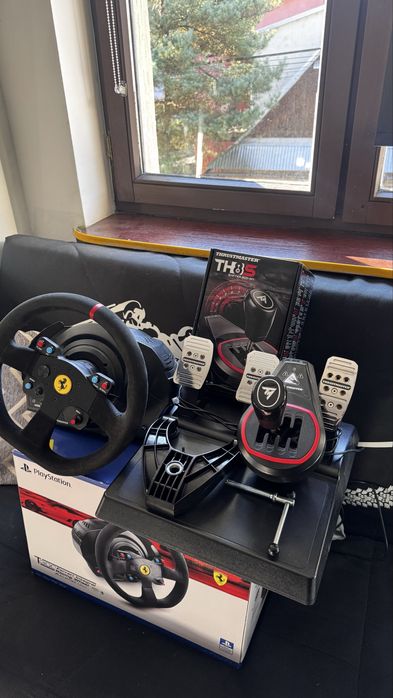 Thrustmasyer T300 alcantara edition + shifter