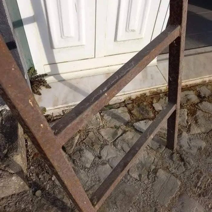 Escada  em ferro