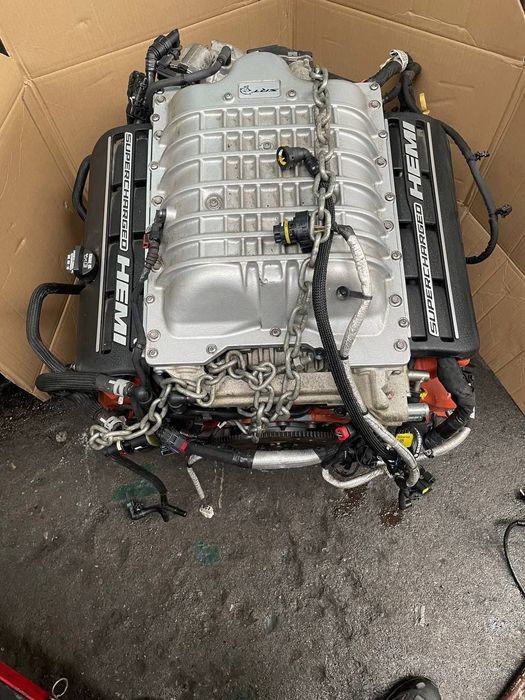 Jeep grand Cherokee WK2 TrackHawk 6.2 мотор двигатель СВАП комплект