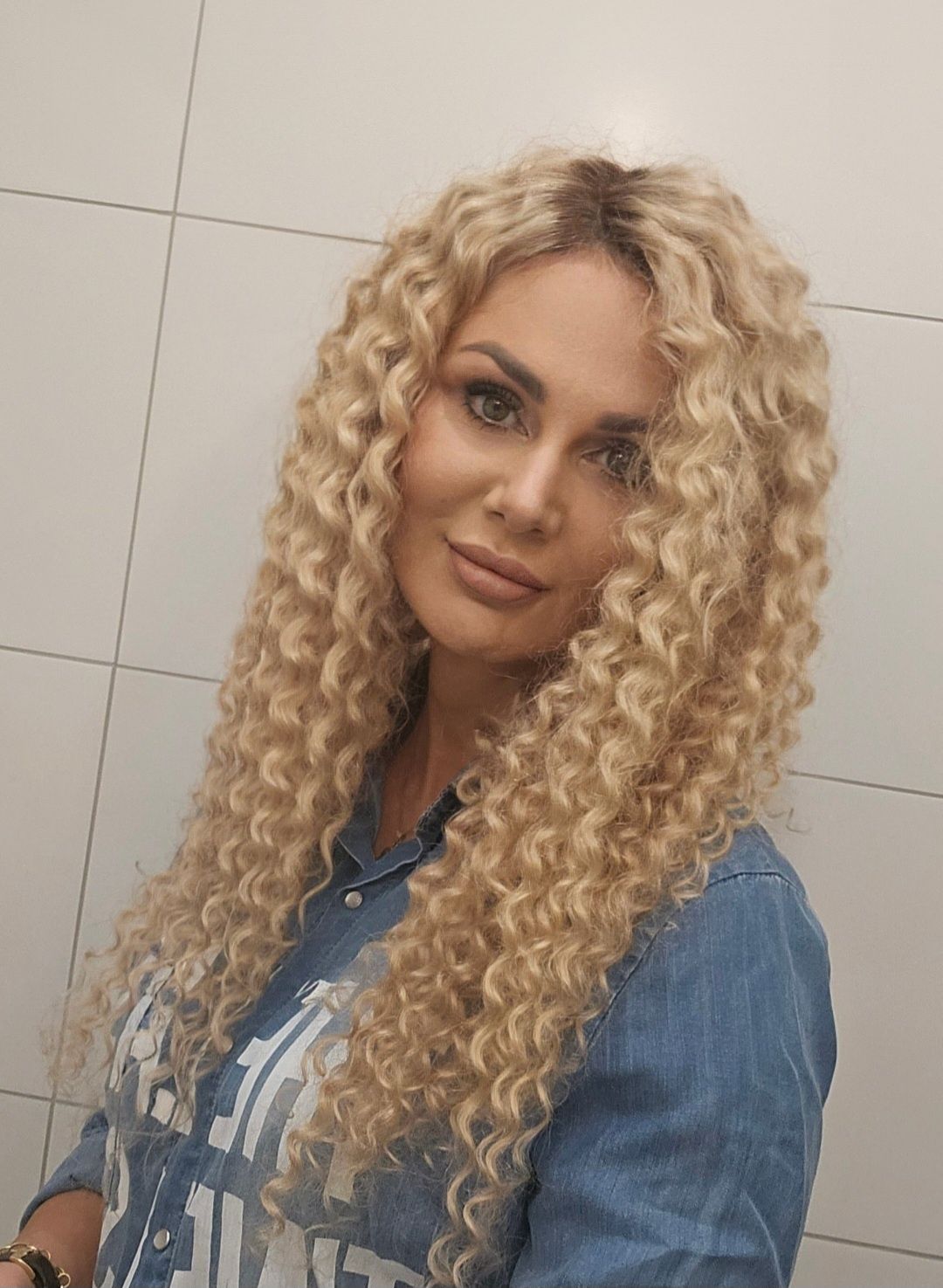 Peruka włosy naturalne afro blond kręcone