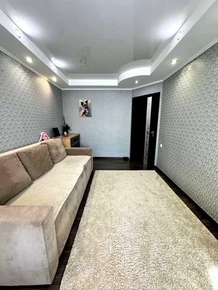 Продам 3х комн кв м Дв Спорта 5 мин 2/5 с капит ремонтом
