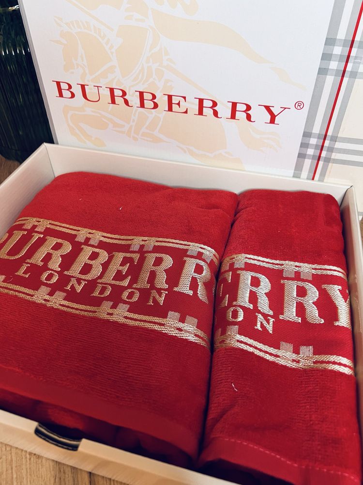 Recznik  pudelko  burberry