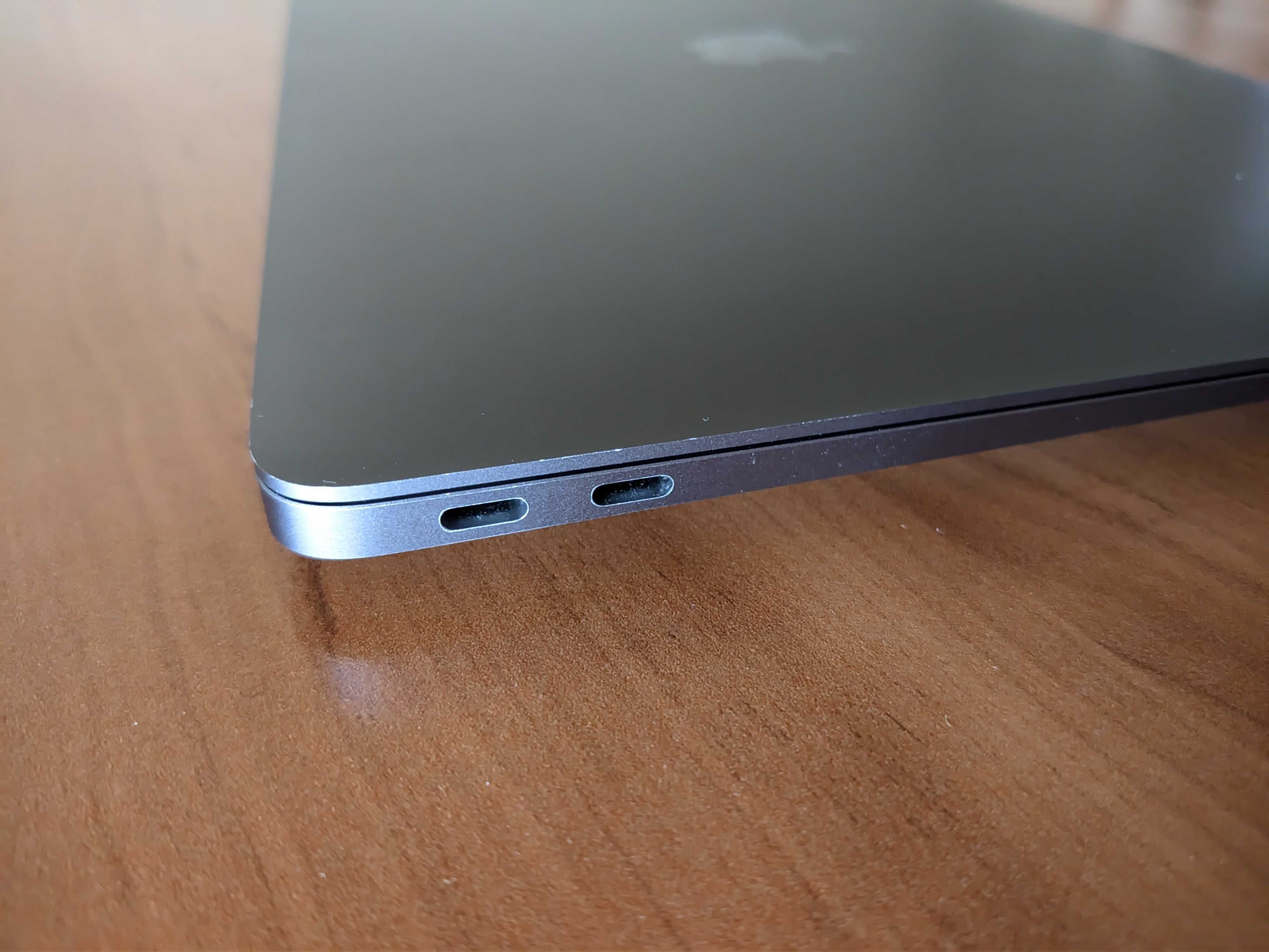 Laptop Apple MacBook Air 13,3"/M1/16GB/256GB Space Grey