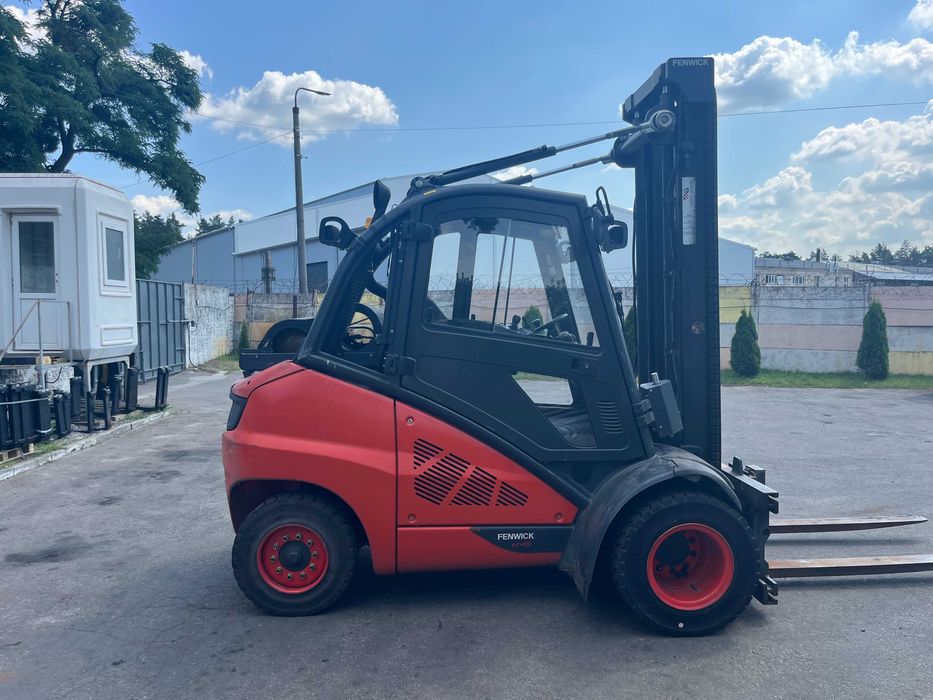 Навантажувач вилковий Linde H45T-01
