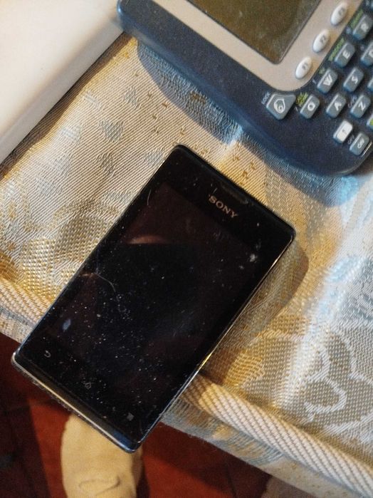 Telemóveis antigos para peças, restauro