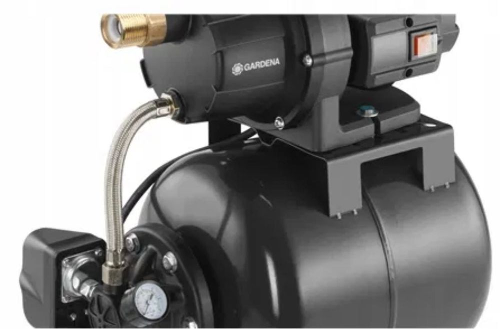Zestaw hydroforowy GARDENA 3700/4 800W 19l 3700l/h