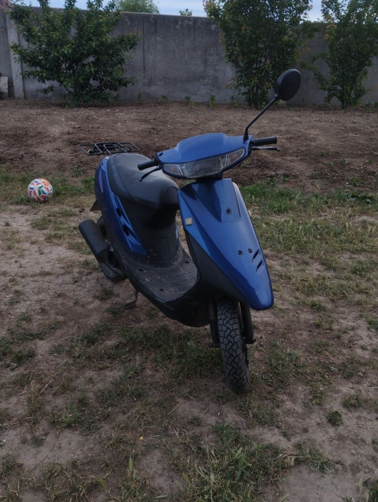 скутер Honda Dio af 27 на ходу