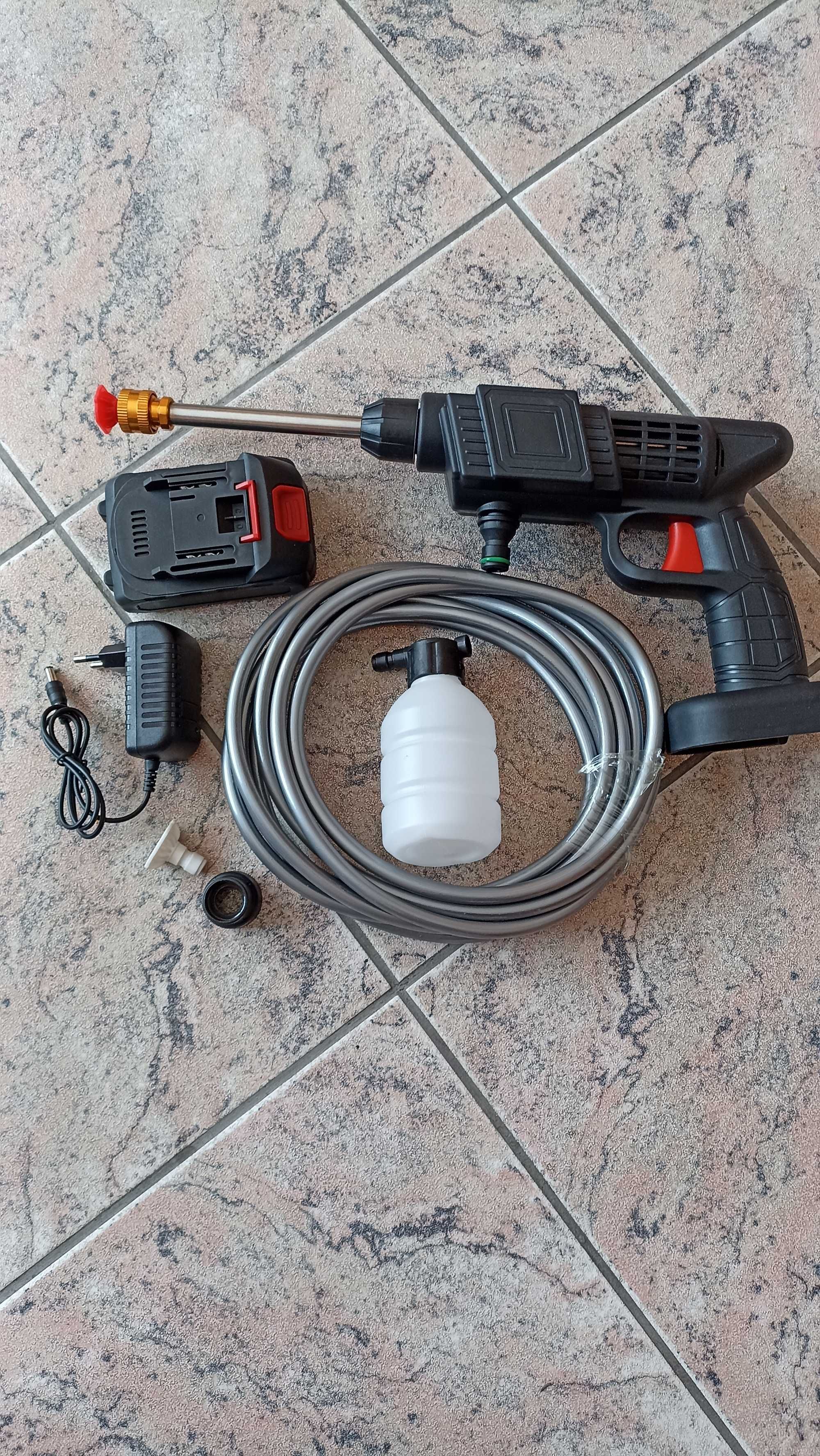 Myjka Wysokociśnieniowa Akumulatorowa 20V, Nowa z Akumulatorem 2Ah/20V