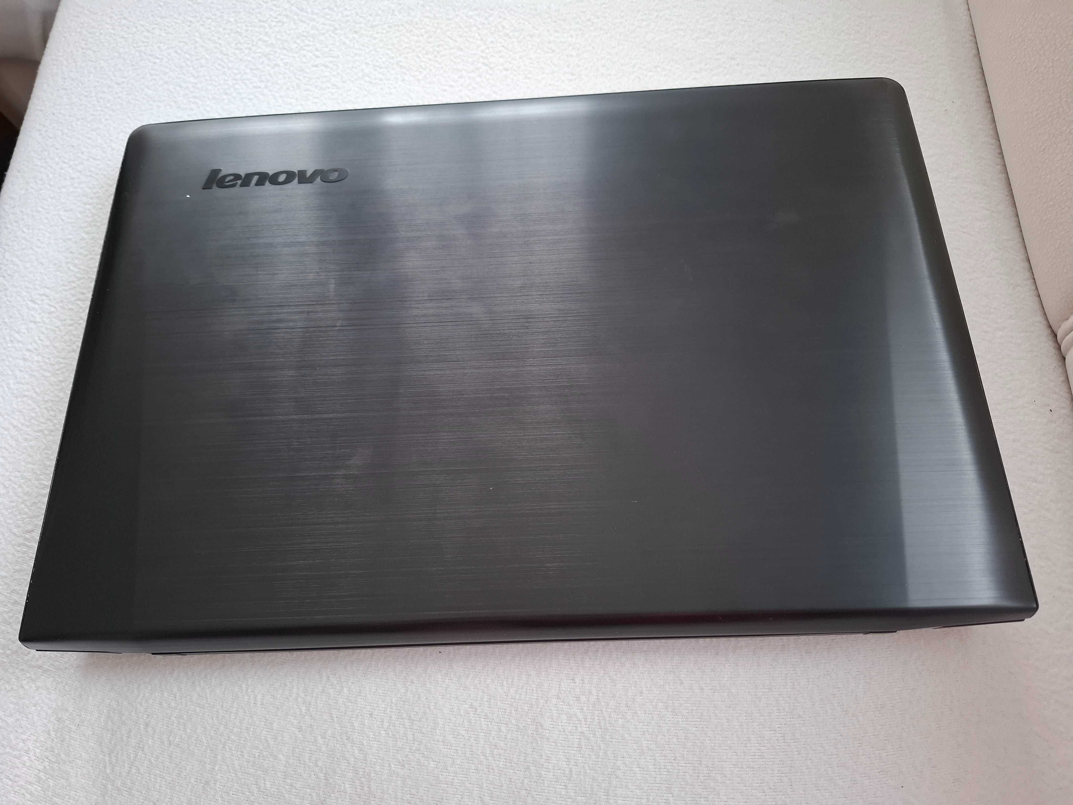 Laptop Lenovo Y510P SLI Dwie karty graficzne
Procesor: Intel Core i7