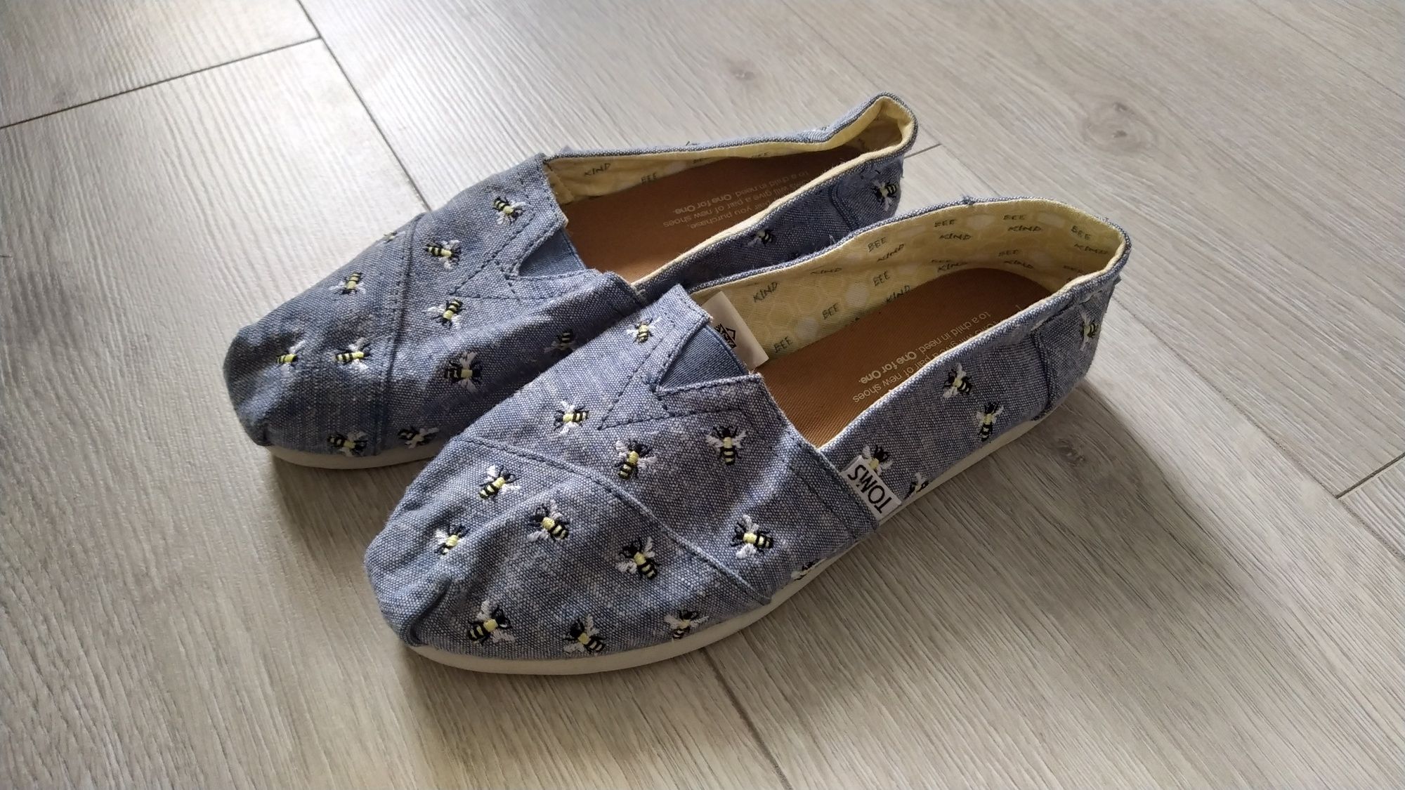 Мокасины женские TOMS. Размер: 35.5