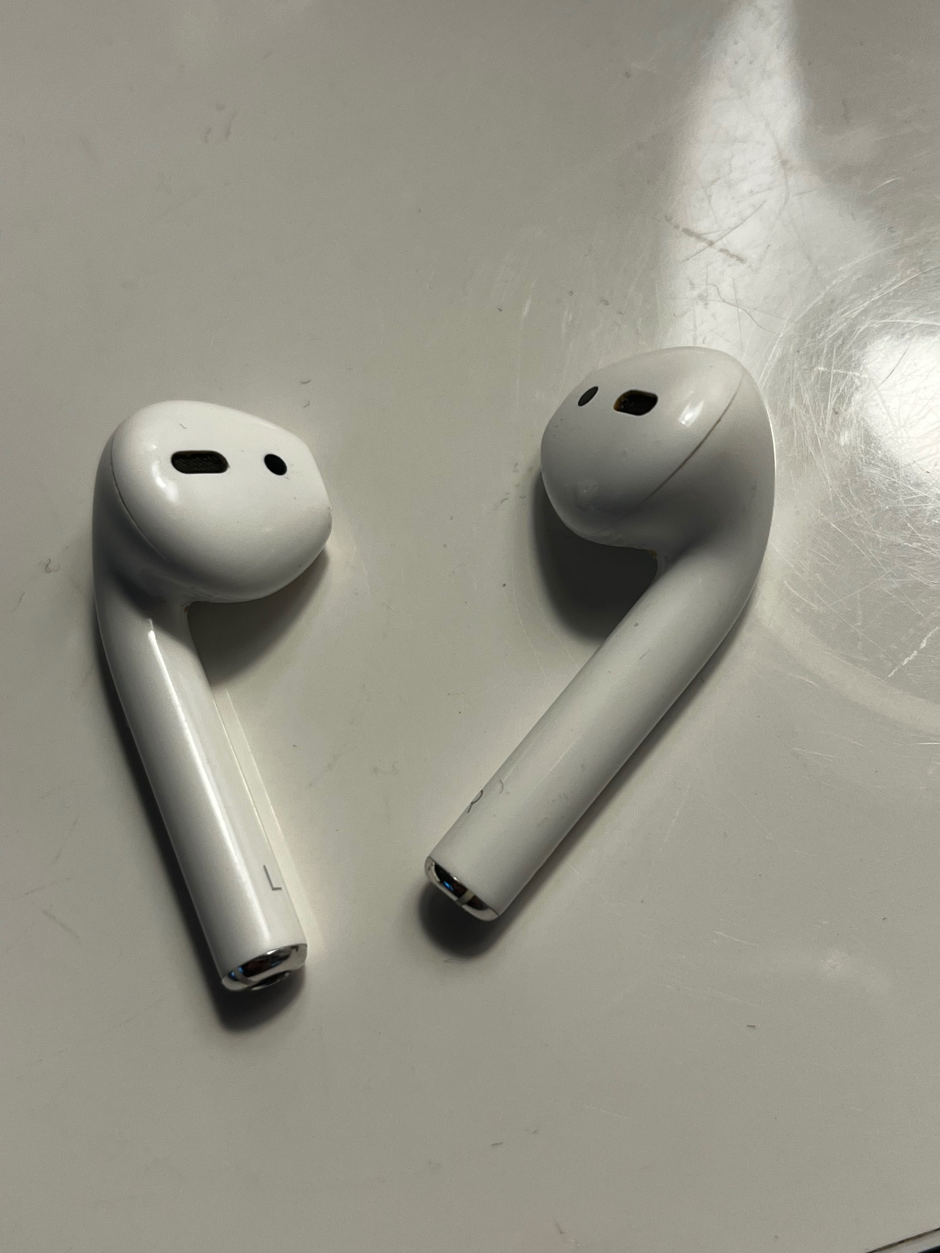 Apple AirPods A2031