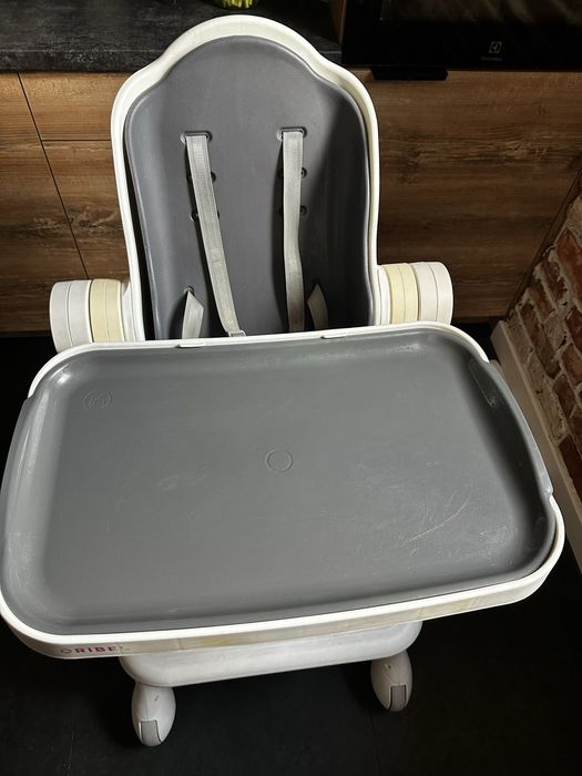 Super wygodne krzeselko do karmienia Oribel