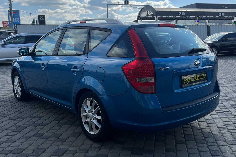 Kia Ceed 2009 року