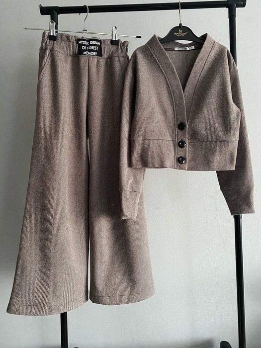 Стильний костюм для МОДНИЦЬ! Розміри 134-164!