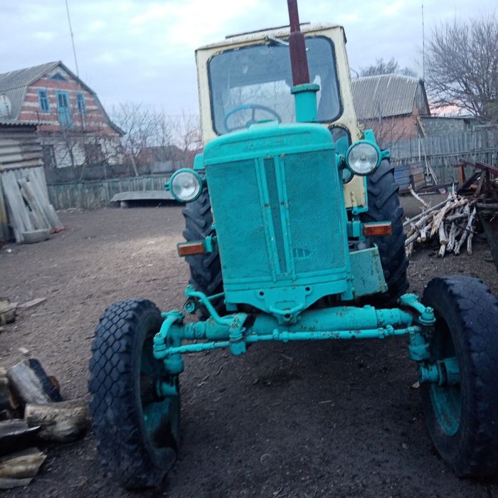 Продам трактор ЮМЗ 6