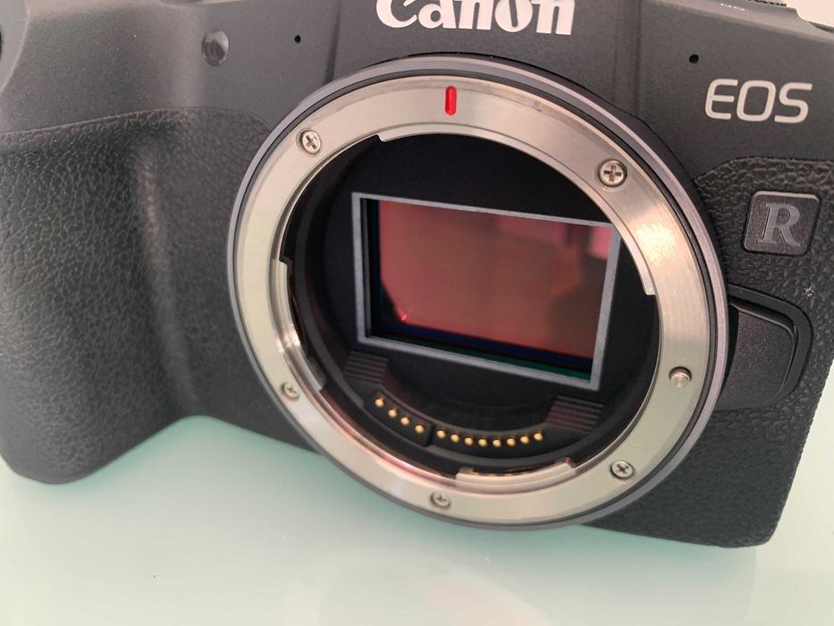 Canon RP Mirrorless Full-frame