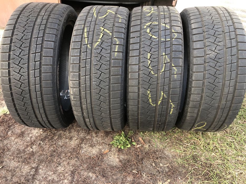 продам зимову гуму 2023 року стан нової