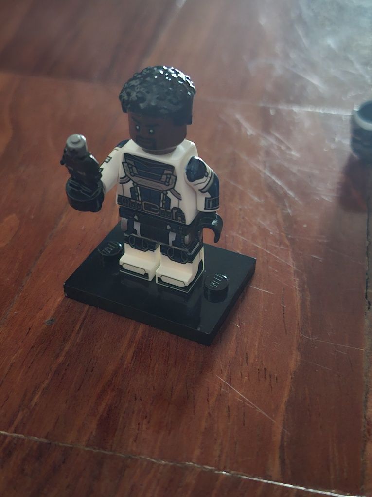 Lego minifigures série 2 goliath
