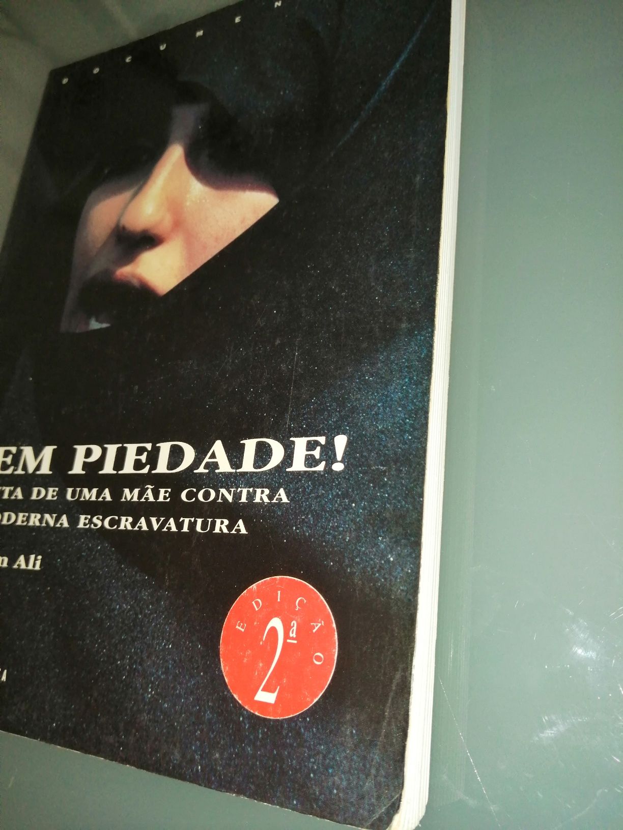 Sem piedade - Autor ALI, MIRIAM E JANA WEIN	Edições Asa	Como novo