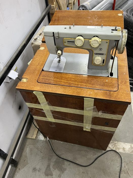 Швейна машинка Подольська