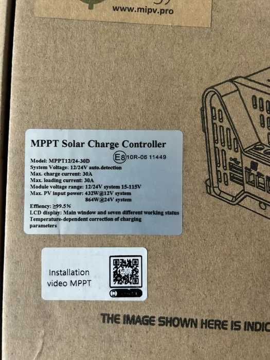 Solarny regulator ładowania MPPT 12/24 30A LCD