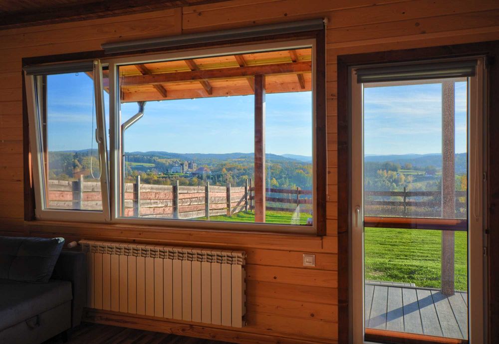 Całoroczny drewniany domek w Bieszczadach, 6 osobowy *NOCLEGI*